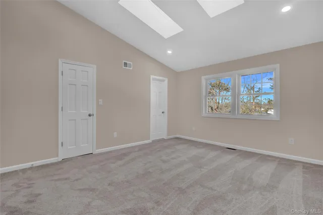 $665,000 | 815 Franklin Avenue, Unit 4, Franklin Square, NY 11580