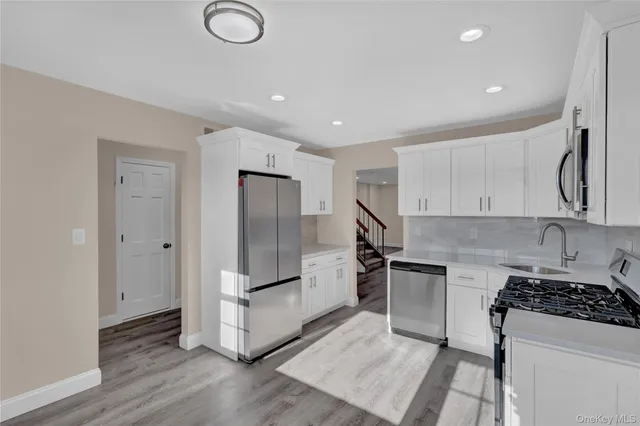 $665,000 | 815 Franklin Avenue, Unit 4, Franklin Square, NY 11580