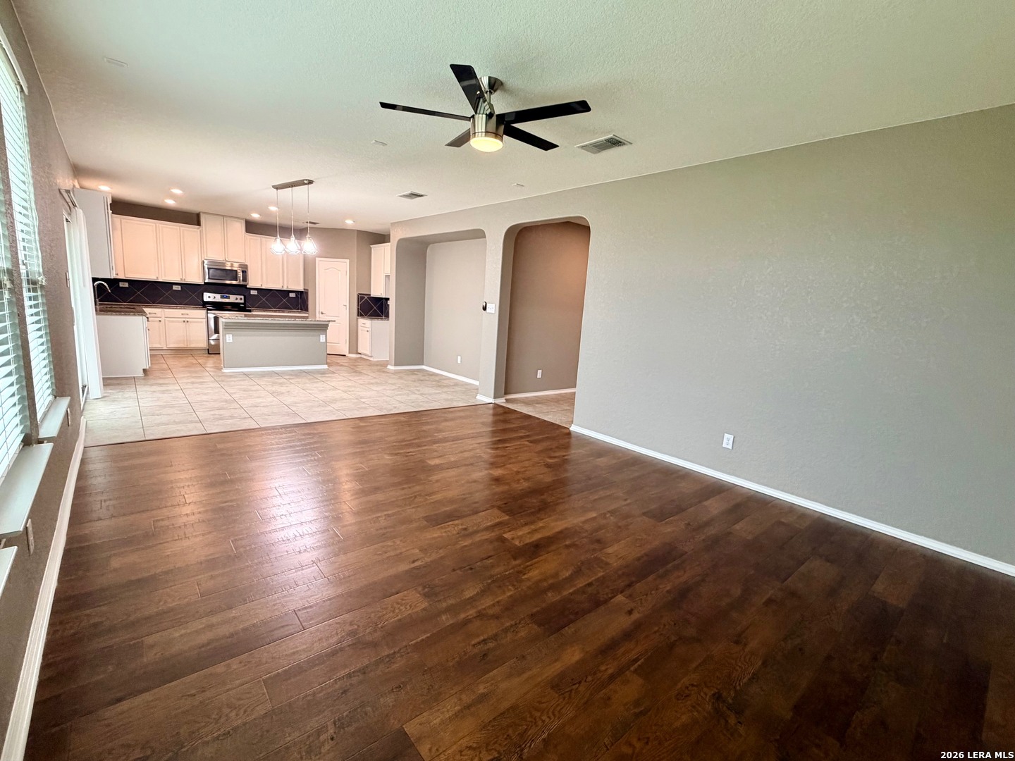 541 Landmark Gate Cibolo, TX 78108 - Photo 16 of 24