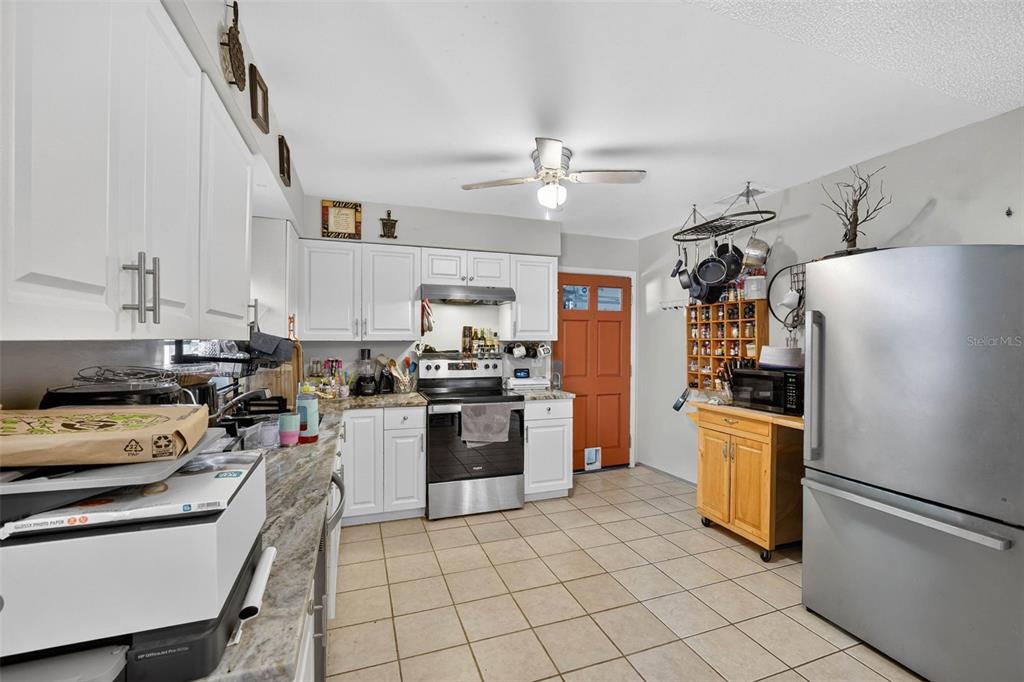 2613 Fowler Avenue Auburndale, FL 33823 - Photo 19 of 61