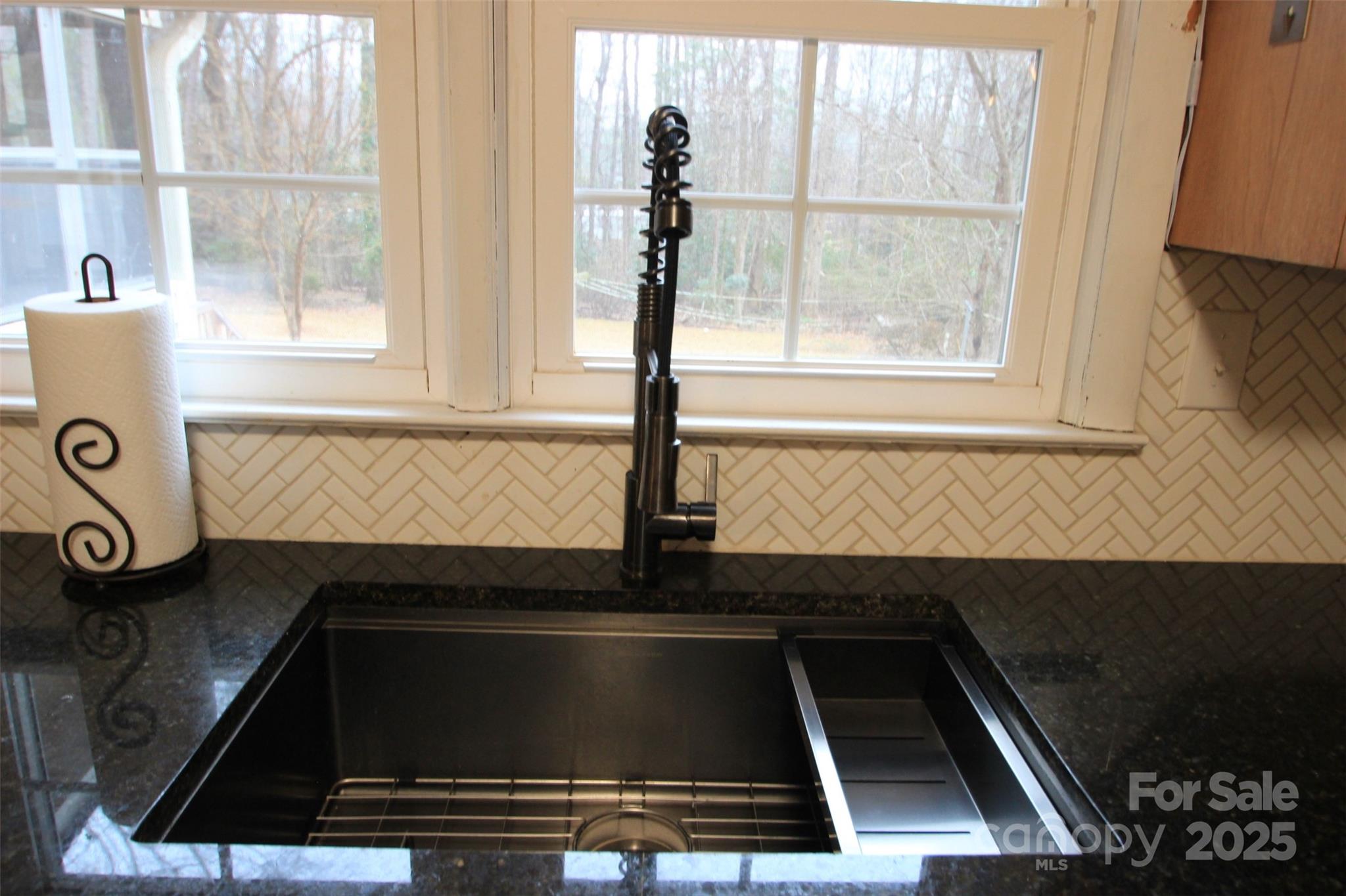 122 Lowry Row York, SC 29745 - Photo 11 of 25 Gallery Image 11