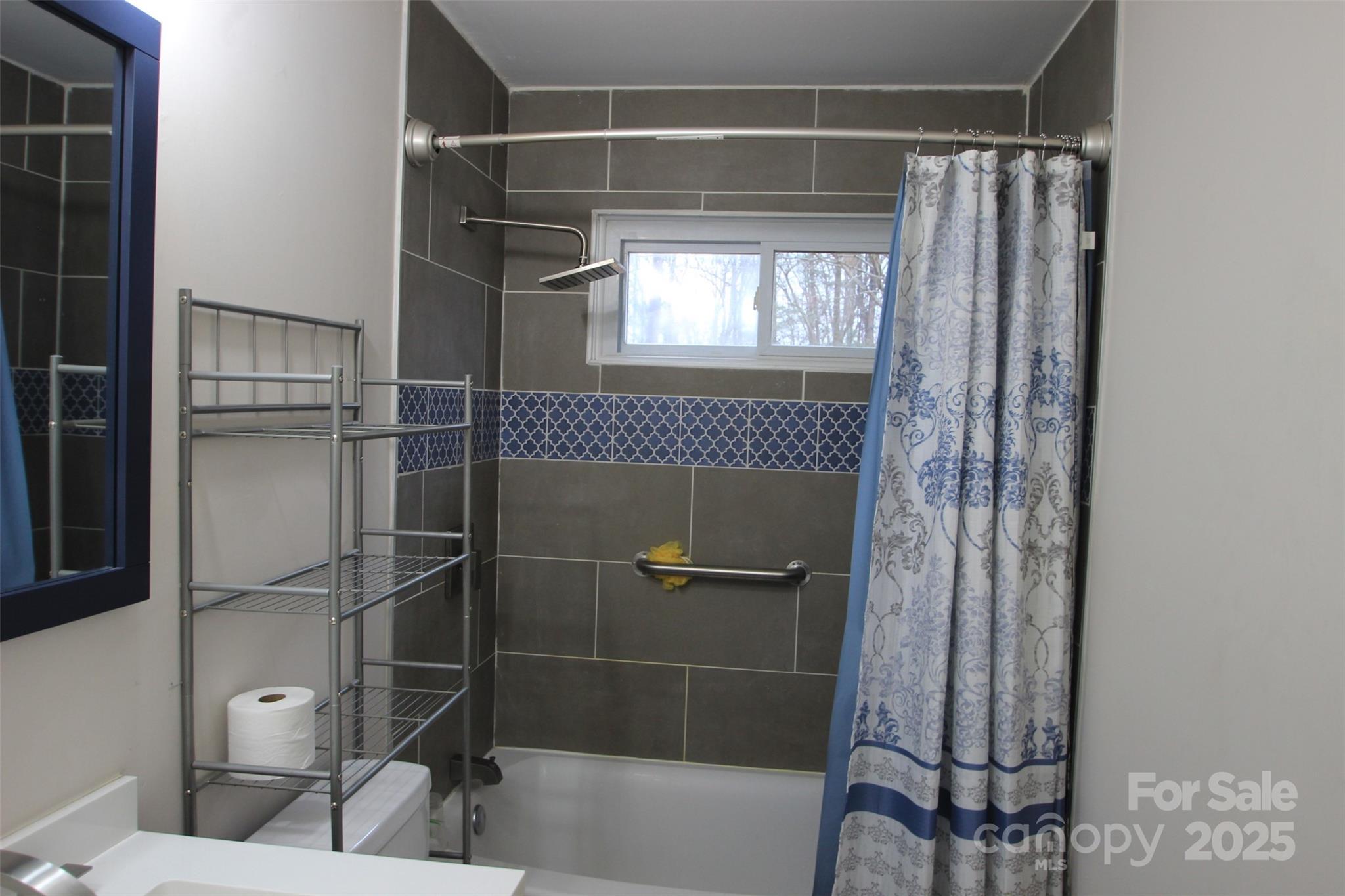 122 Lowry Row York, SC 29745 - Photo 18 of 25 Gallery Image 18
