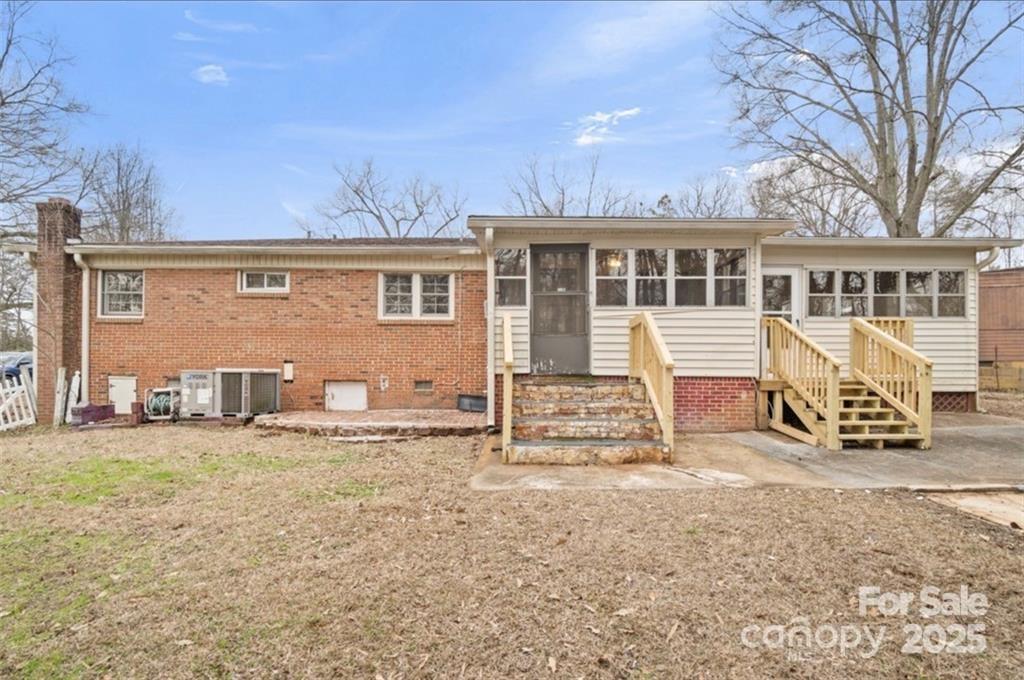 122 Lowry Row York, SC 29745 - Photo 24 of 25 Gallery Image 24