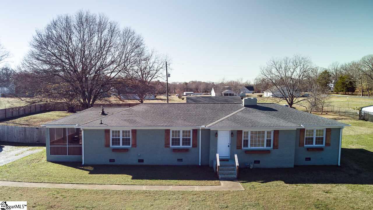 443 Abercrombie Road Gray Court, SC 29645 - Photo 1 of 25