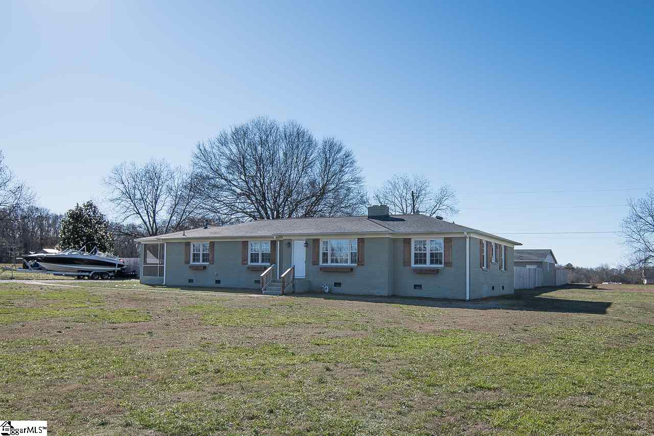 443 Abercrombie Road Gray Court, SC 29645 - Photo 3 of 25