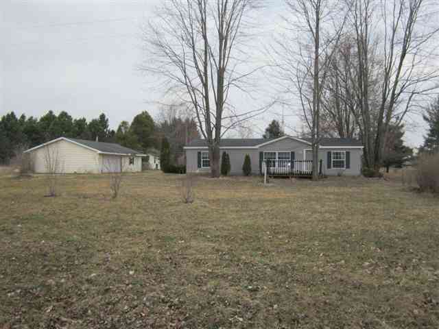 6801 Mortimer Line Road Lexington, MI 48450 - Photo 1 of 13 31095011.JPG
