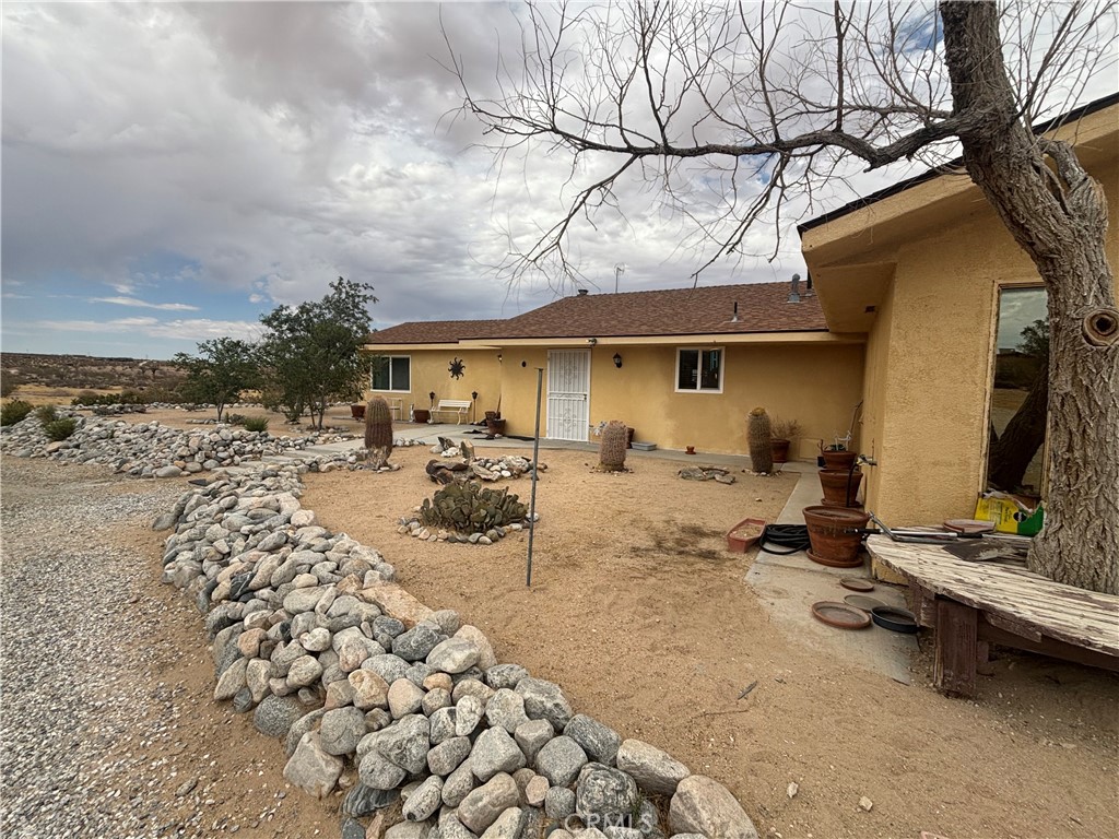 3255 Sunset Road Joshua Tree, CA 92252 - Photo 5 of 26