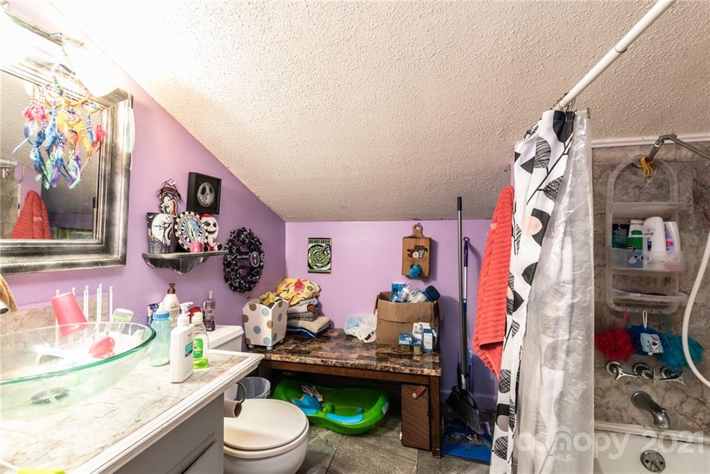 171 Haigler Road Lenoir, NC 28645 - Photo 11 of 31 Gallery Image 11