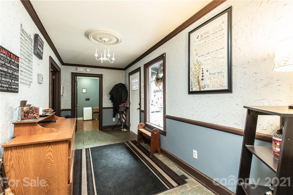 171 Haigler Road Lenoir, NC 28645 - Photo 4 of 31 Gallery Image 4