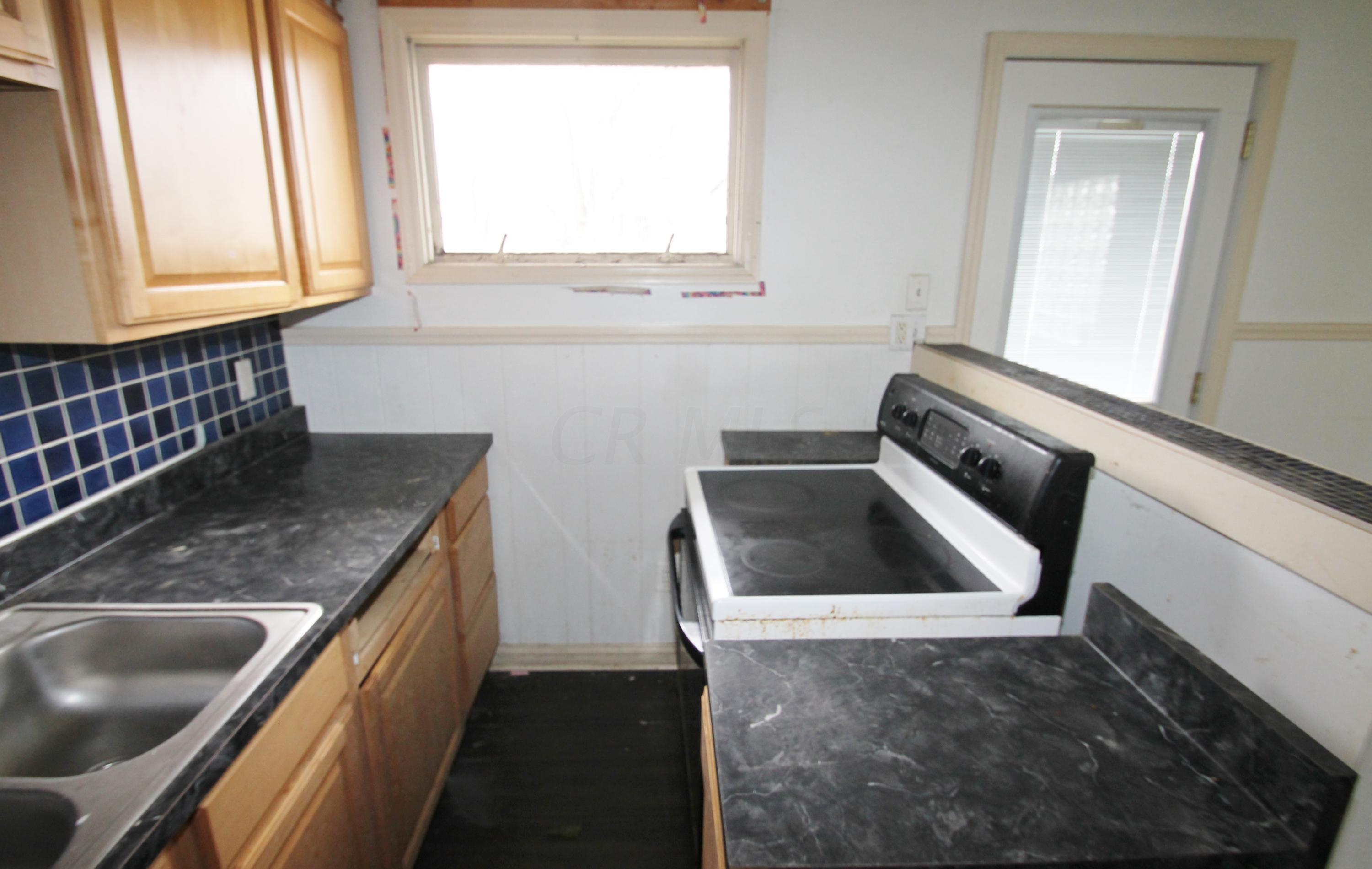 3565 Gerbert Road Columbus, OH 43224 - Photo 10 of 29 Gallery Image 10