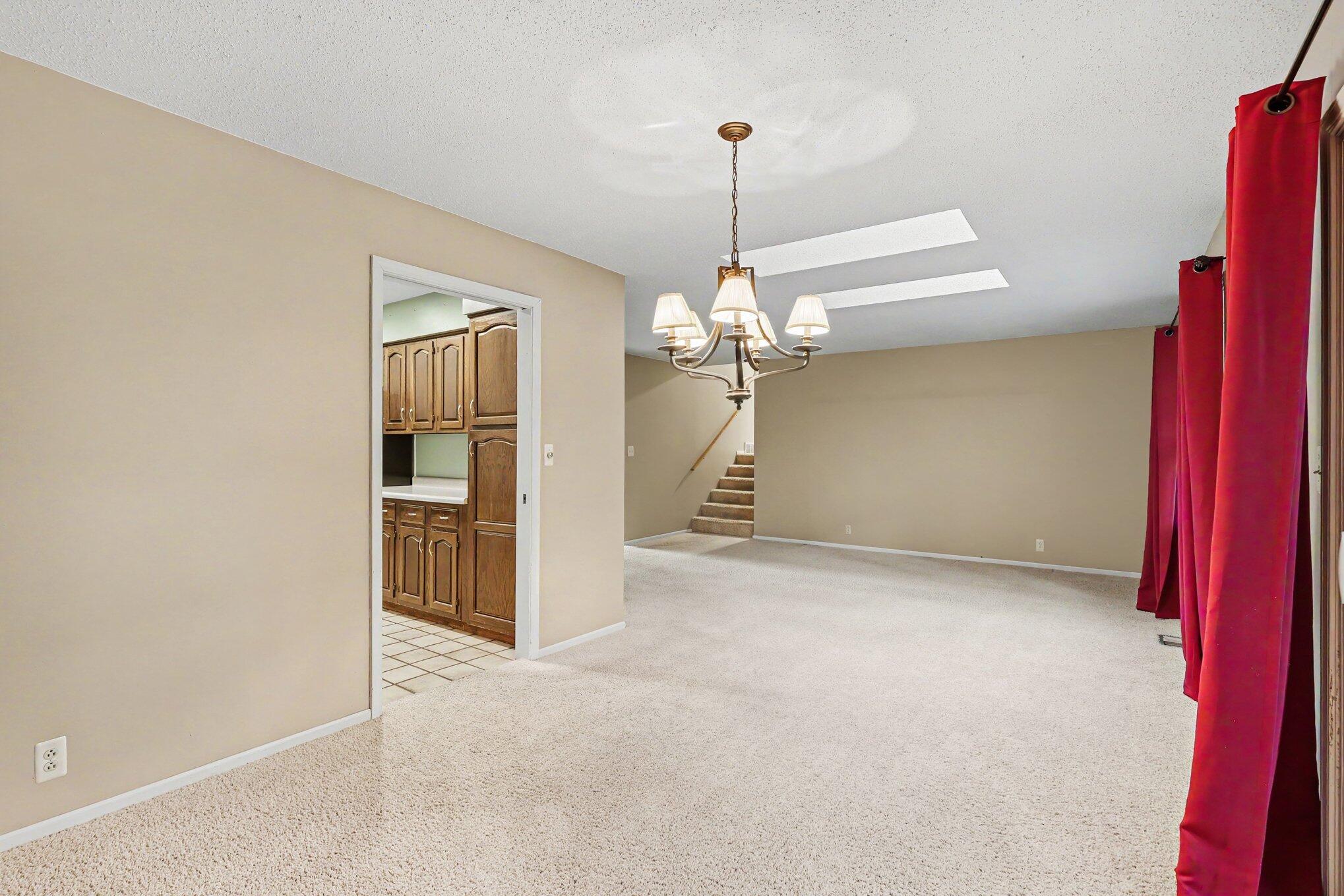 18796 North Fruitport Road Spring Lake, MI 49456 - Photo 13 of 39 010_file_3992