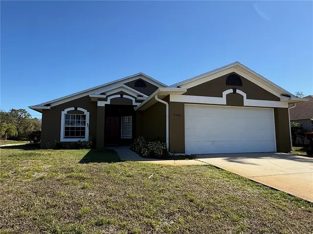 $399,900 | 9380 101st Avenue, Vero Beach, FL 32967