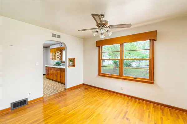 $128,500 | 708 Market Street, Henry, IL 61537