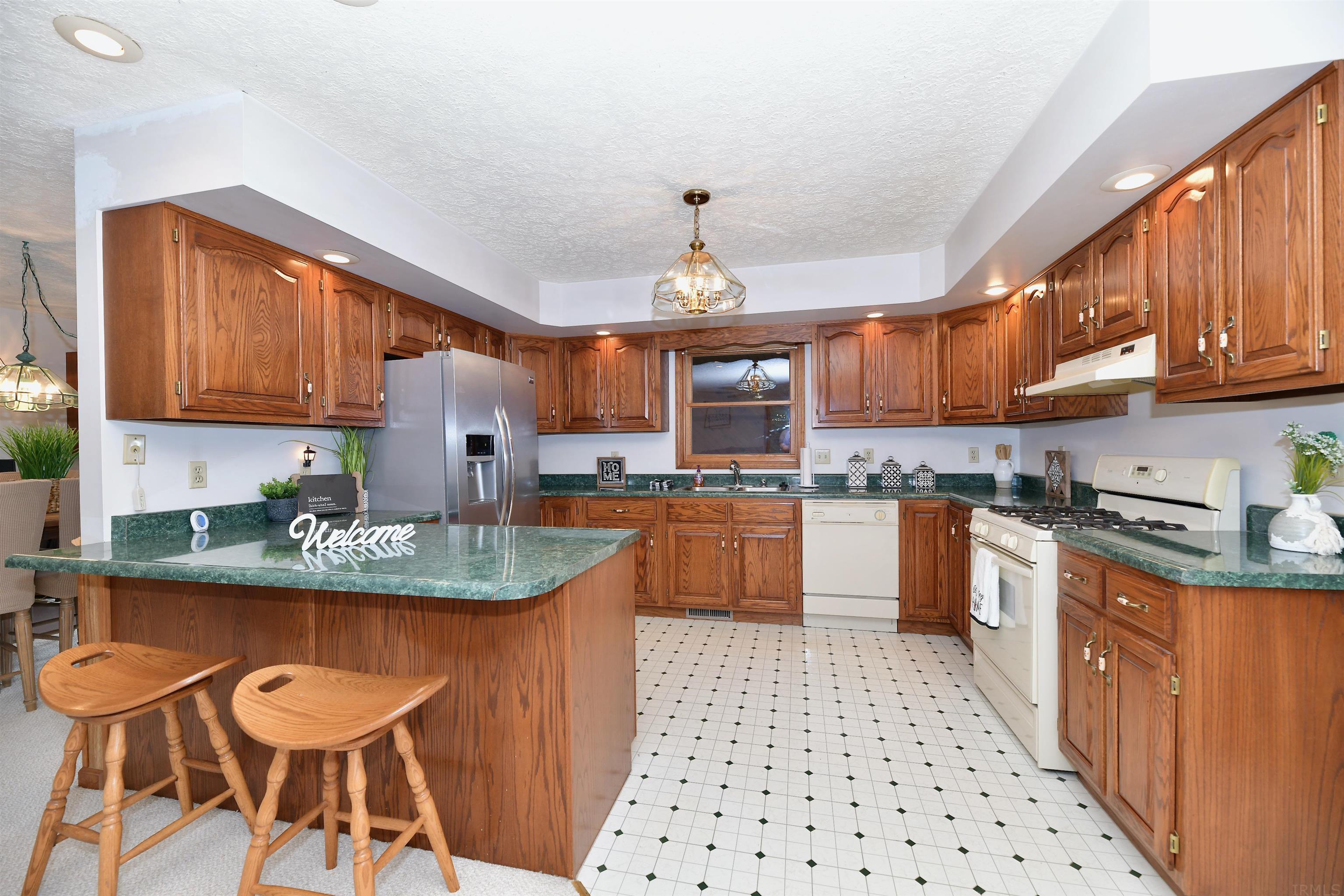 871 Kelso Road Mitchell, IN 47446 - Photo 8 of 36