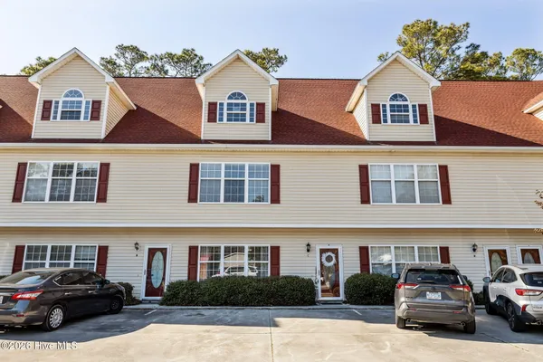 $283,900 | 101 Ole Field Circle, Unit C, Newport, NC 28570