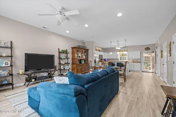 $283,900 | 101 Ole Field Circle, Unit C, Newport, NC 28570