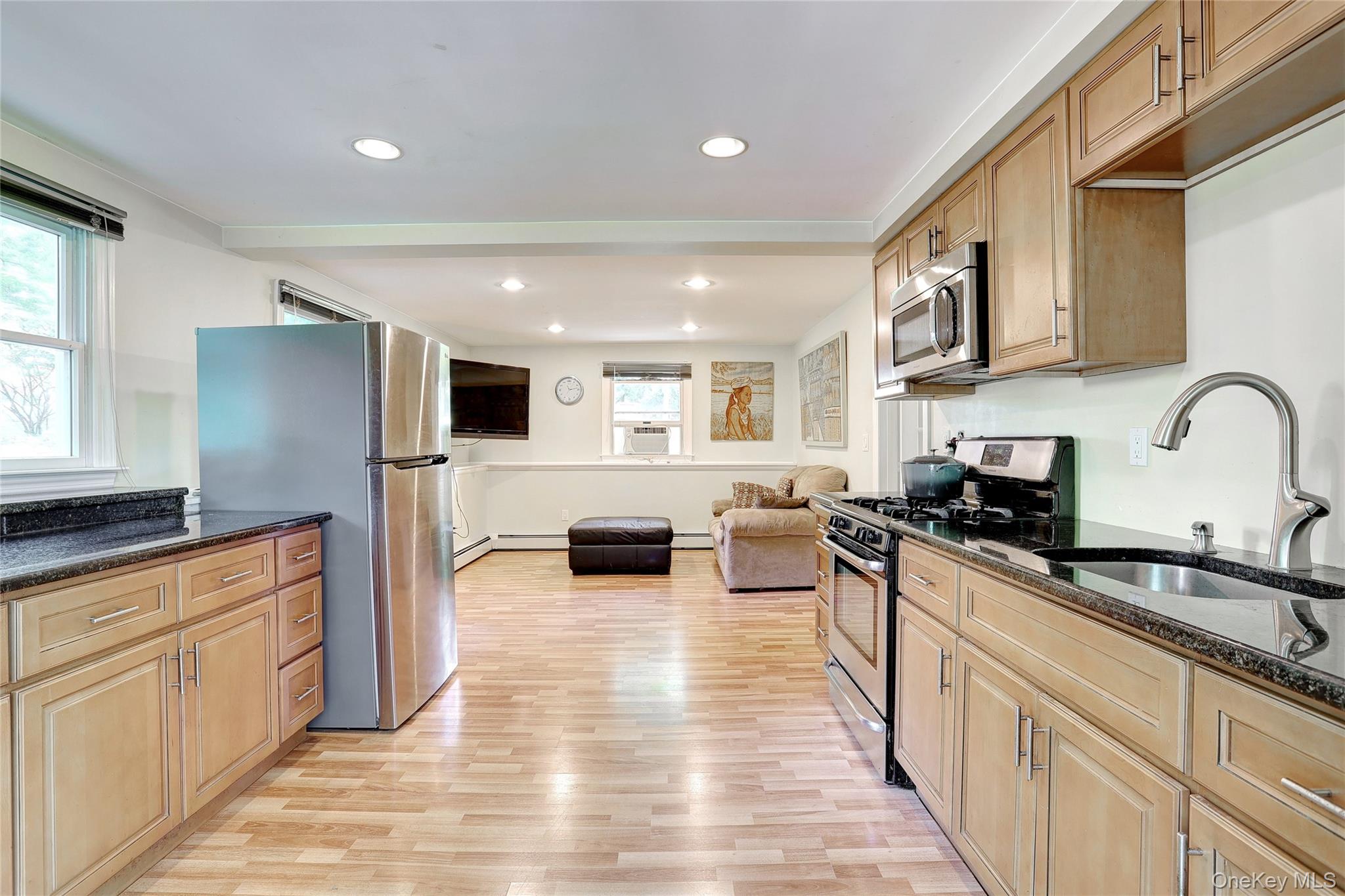 7 Eagle Street Spring Valley, NY 10977 - Photo 18 of 24