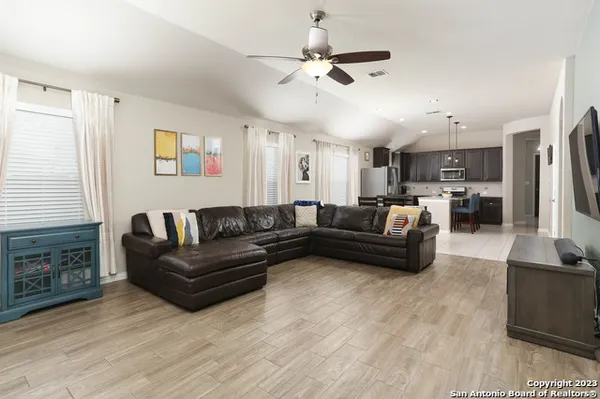 $2,500 | 7903 Anza Run, Boerne, TX 78015