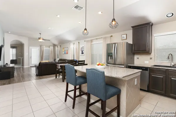 $2,500 | 7903 Anza Run, Boerne, TX 78015
