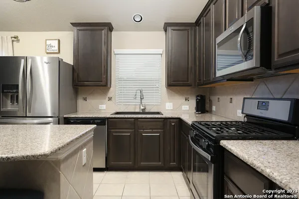 $2,500 | 7903 Anza Run, Boerne, TX 78015