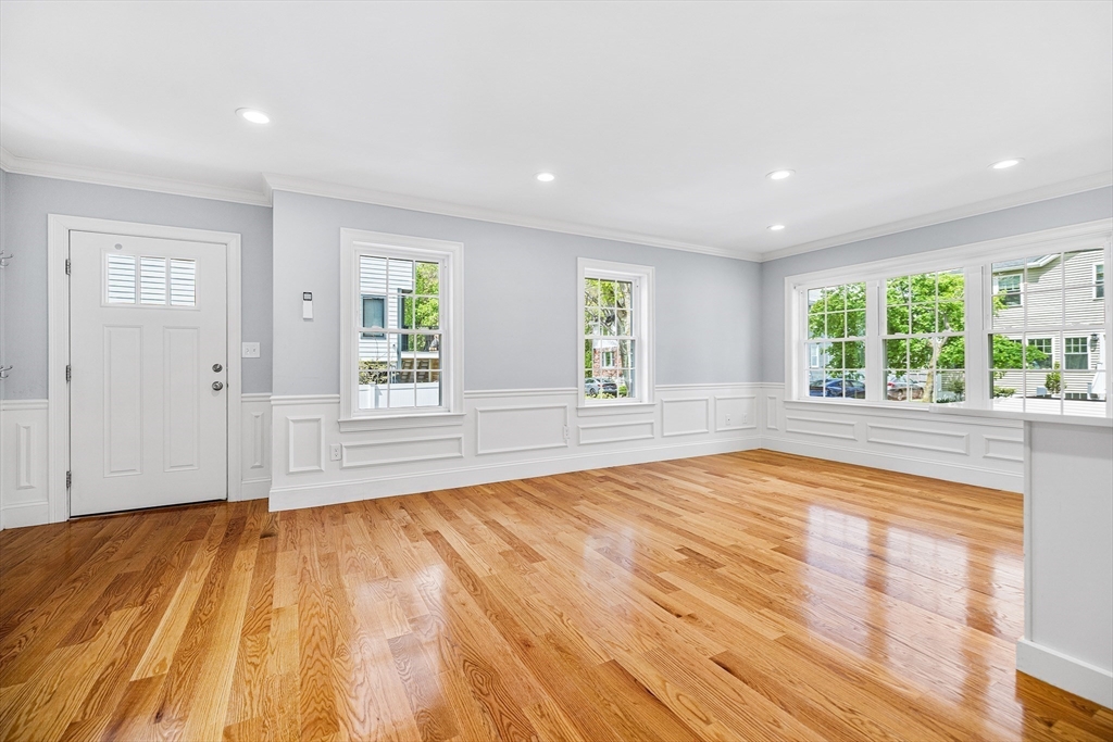 10-12 Edith Street, Unit 10 Arlington, MA 02474 - Photo 3 of 32