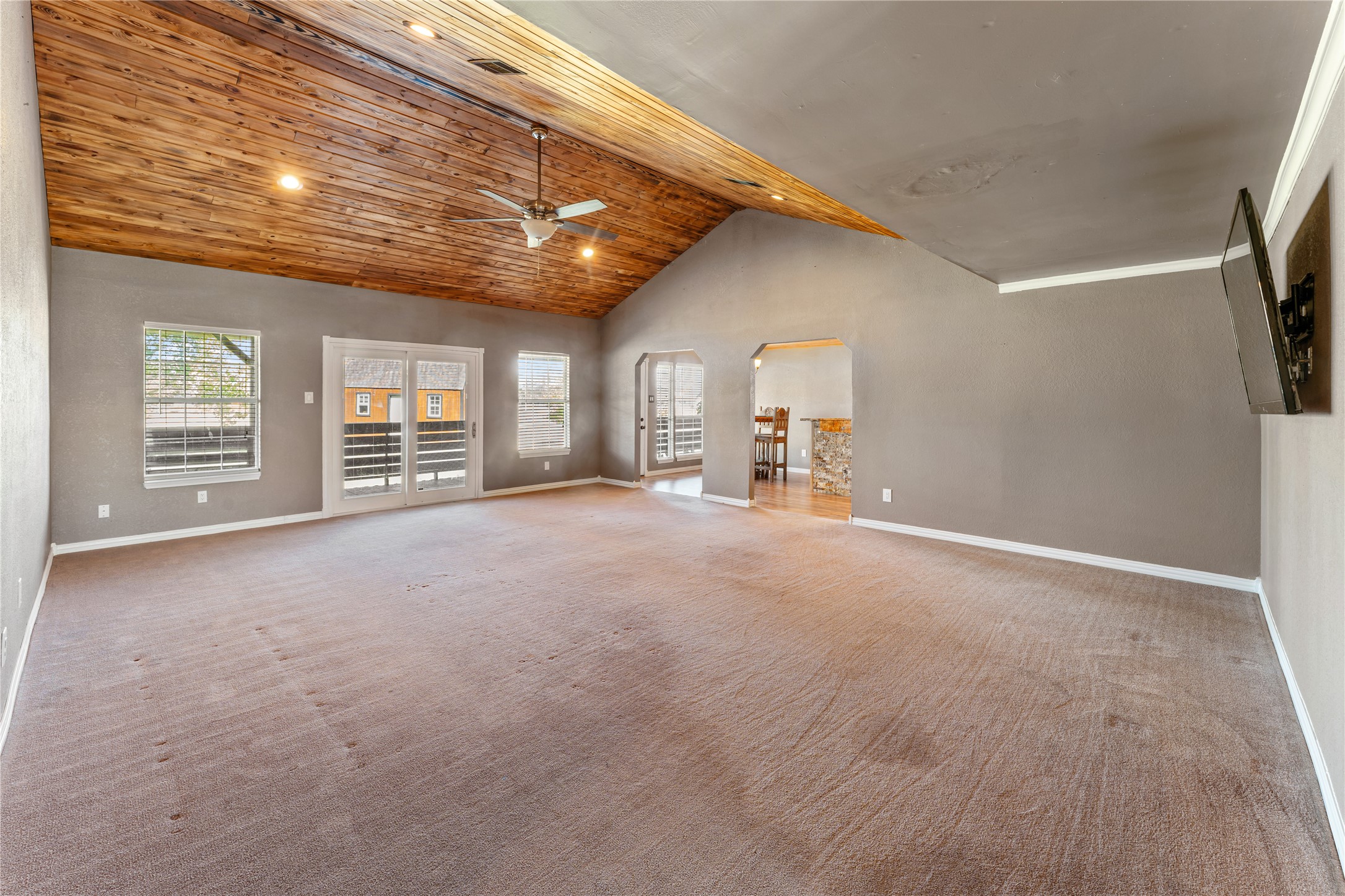 36610 Lariat Lane Simonton, TX 77485 - Photo 25 of 43 a view of a livingroom with a large window