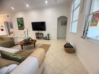 $4,000 | 14382 Southwest 27th Street, Miami, FL 33175