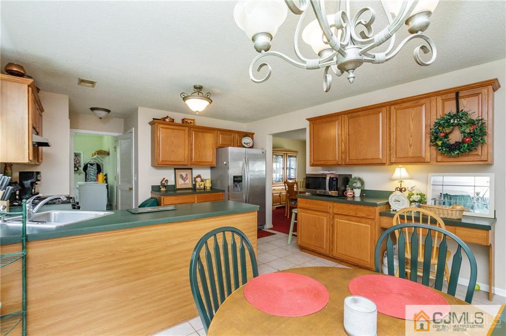 34 Bryce Canyon Road Howell, NJ 07731 - Photo 11 of 27 Gallery Image 11