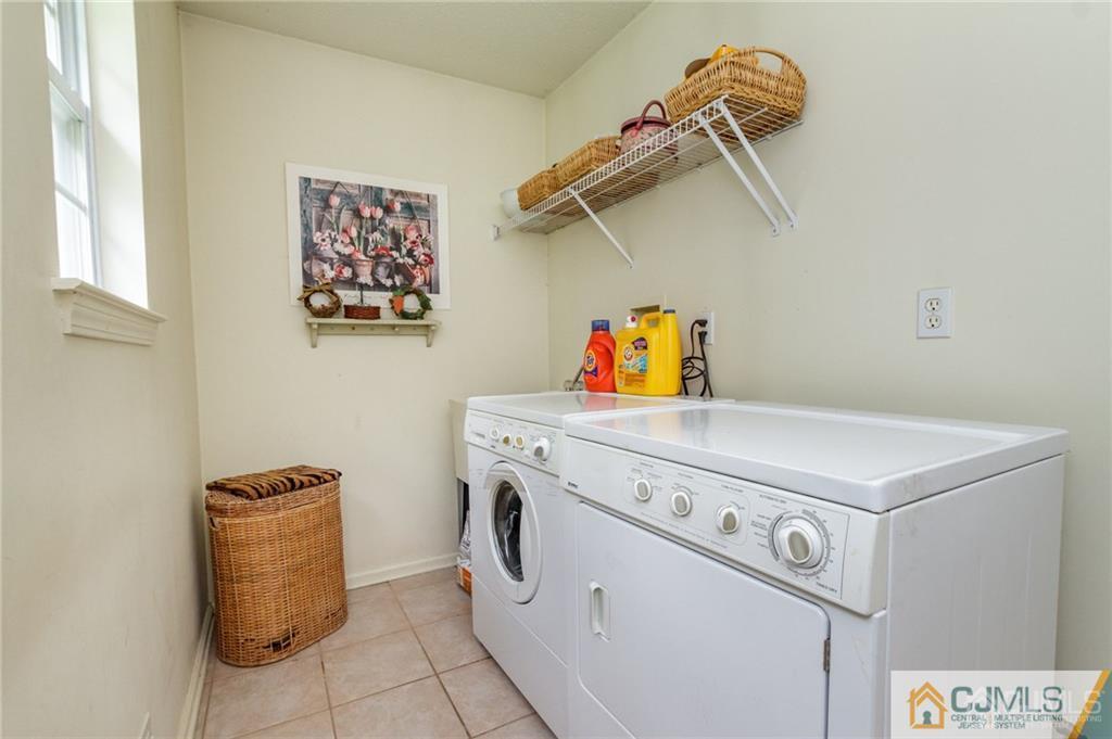 34 Bryce Canyon Road Howell, NJ 07731 - Photo 17 of 27 Gallery Image 17