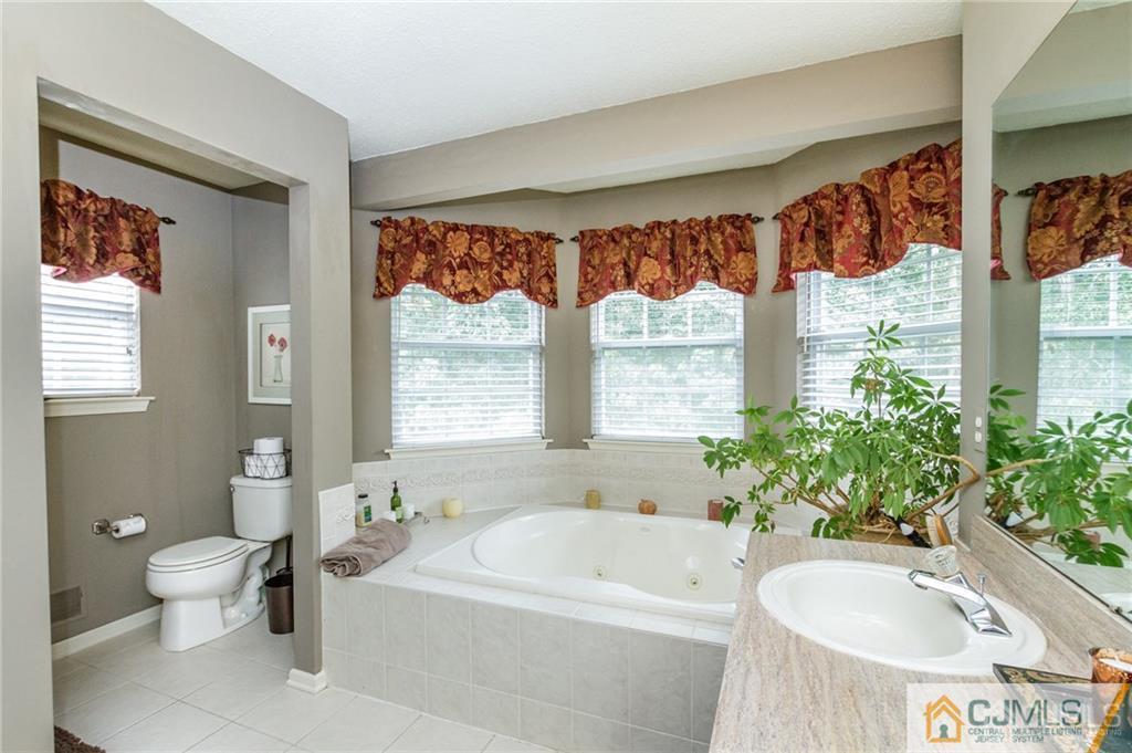 34 Bryce Canyon Road Howell, NJ 07731 - Photo 20 of 27 Gallery Image 20