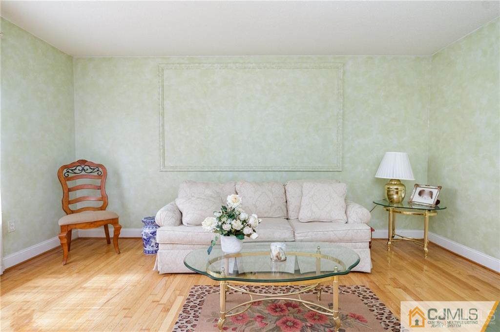 34 Bryce Canyon Road Howell, NJ 07731 - Photo 5 of 27 Gallery Image 5