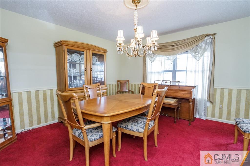 34 Bryce Canyon Road Howell, NJ 07731 - Photo 7 of 27 Gallery Image 7