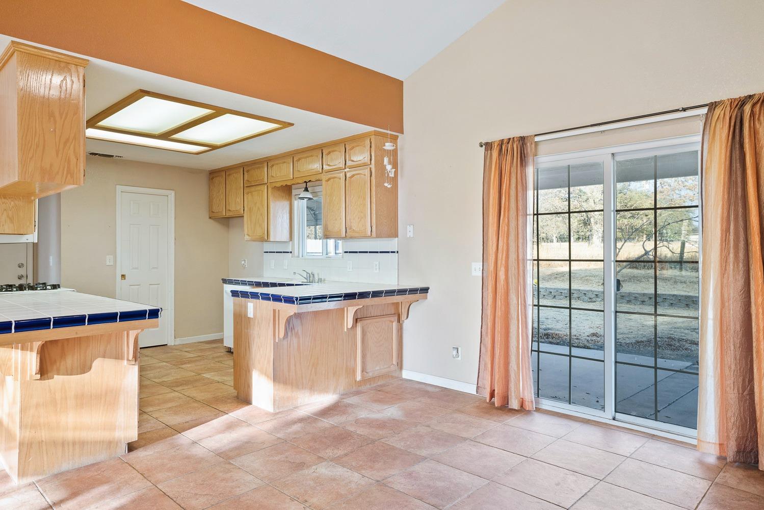 41005 Angus Road Coarsegold, CA 93614 - Photo 21 of 55 Gallery Image 21