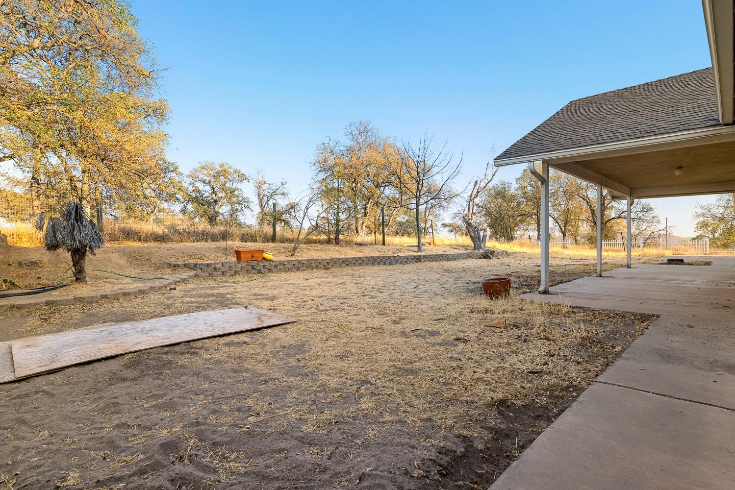 41005 Angus Road Coarsegold, CA 93614 - Photo 35 of 55 Gallery Image 35