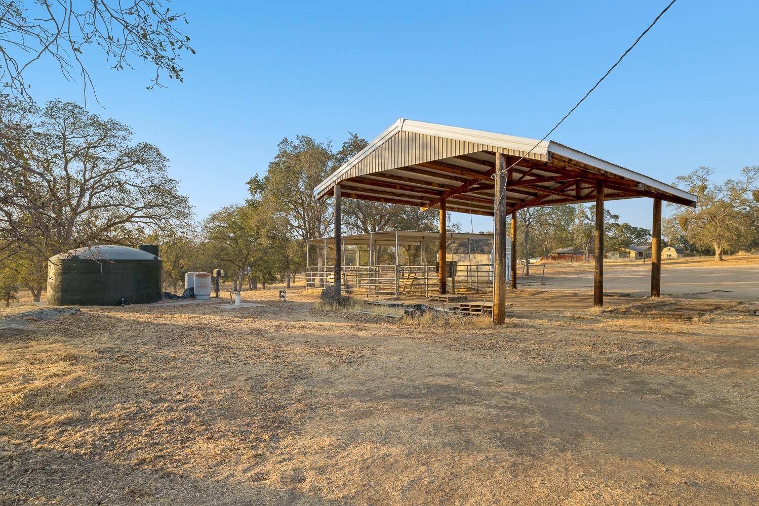 41005 Angus Road Coarsegold, CA 93614 - Photo 38 of 55 Gallery Image 38