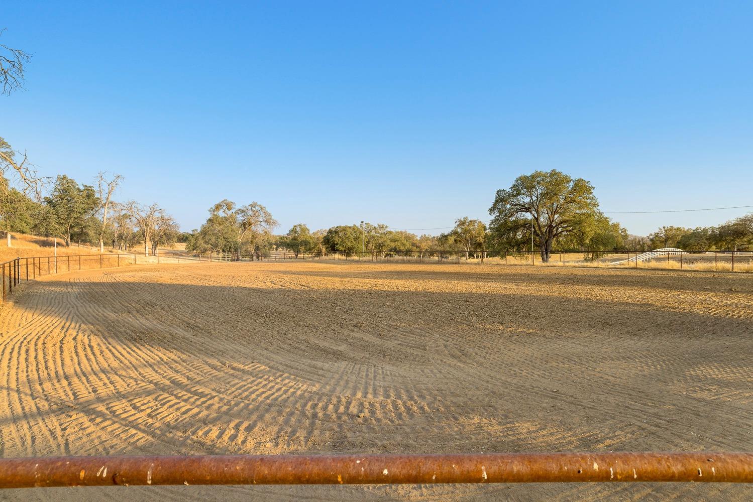41005 Angus Road Coarsegold, CA 93614 - Photo 42 of 55 Gallery Image 42