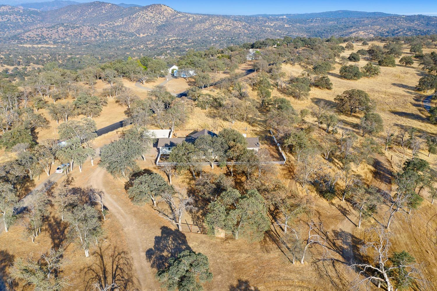 41005 Angus Road Coarsegold, CA 93614 - Photo 46 of 55 Gallery Image 46