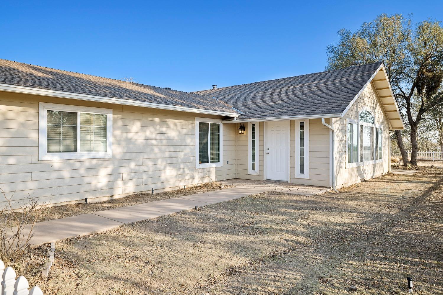 41005 Angus Road Coarsegold, CA 93614 - Photo 53 of 55 Gallery Image 53
