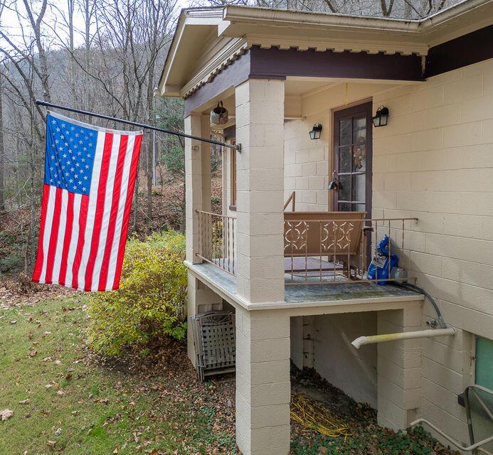 8122 Rich Patch Road Covington, VA 24426 - Photo 18 of 36 a view of balcony and yard