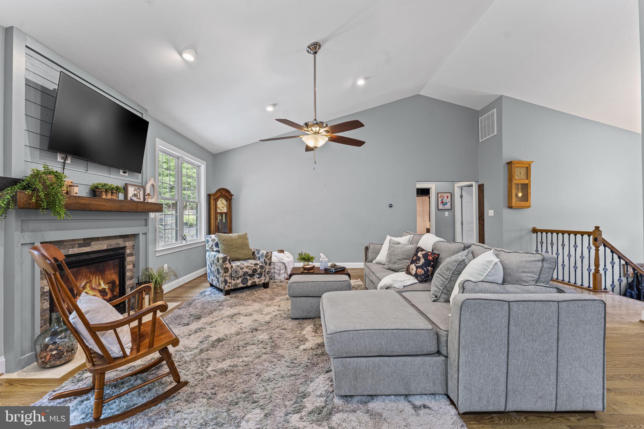 6688 Kelly Road Warrenton, VA 20187 - Photo 5 of 49 Gallery Image 5