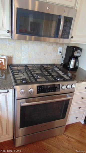 stove.microwave