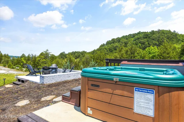 $1,090,000 | 3558 Bohanan Top Road, Sevierville, TN 37876