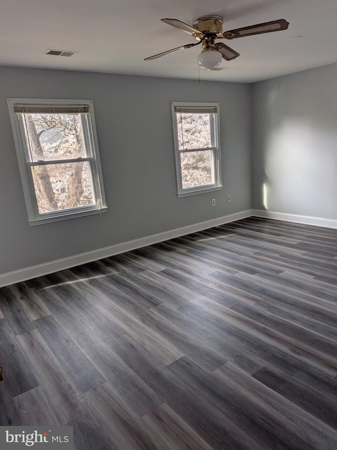 1516 Coat Ridge Road Herndon, VA 20170 - Photo 8 of 20 Bright and airy room with modern charm.