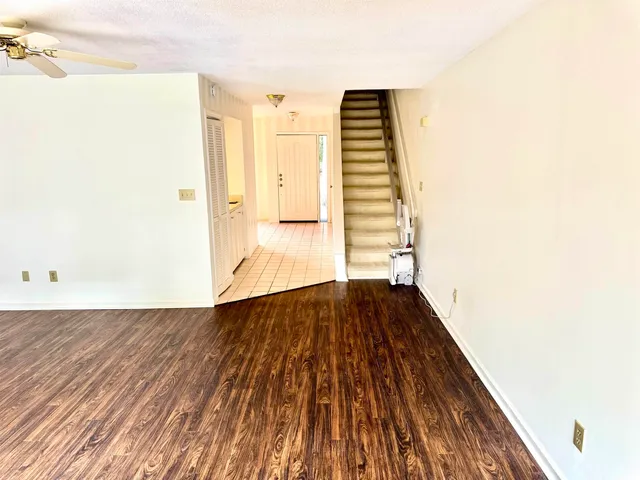 $259,900 | 31 Battery White Court, Unit 1005, Georgetown, SC 29440