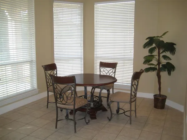 $3,995 | 6705 Carriage Lane, Colleyville, TX 76034