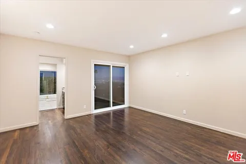 $2,049,500 | 15451 Longbow Drive, Sherman Oaks, CA 91403