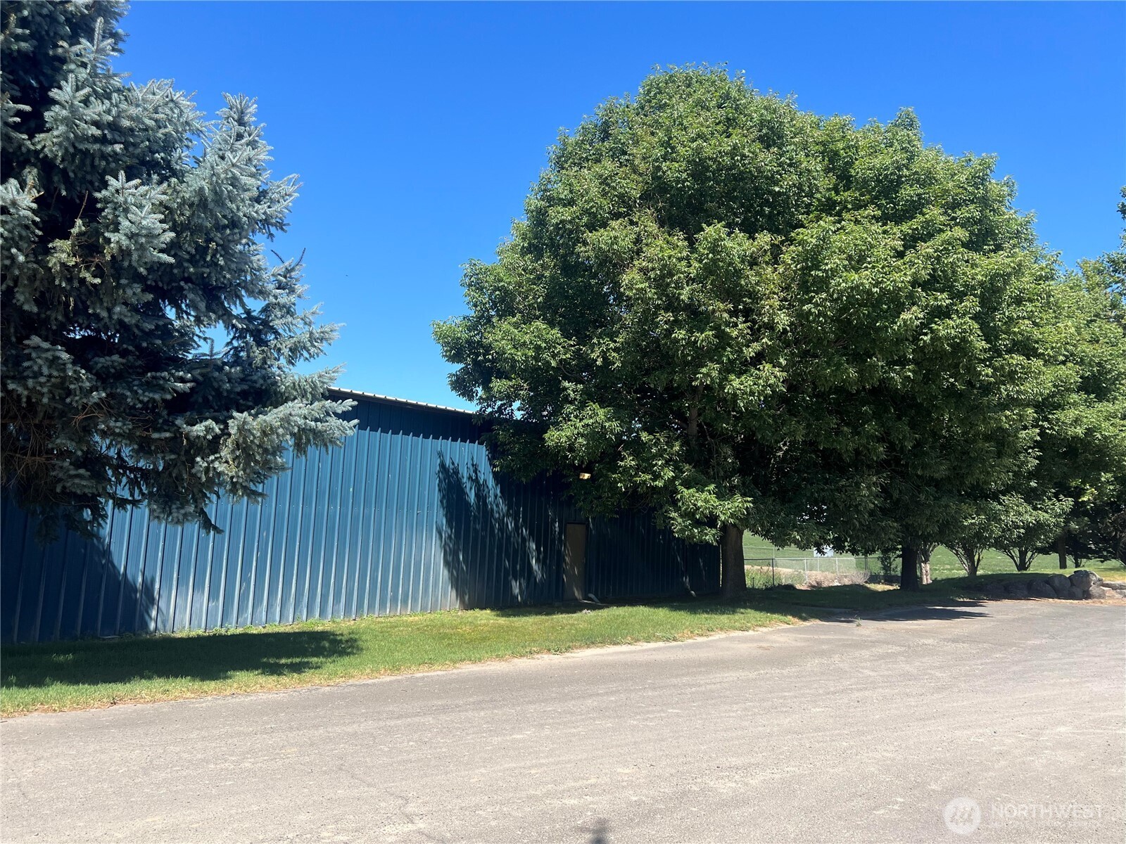 2784 McDonald Road Touchet, WA 99360 - Photo 19 of 31