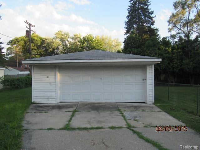626 Patterson Court Inkster, MI 48141 - Photo 3 of 17