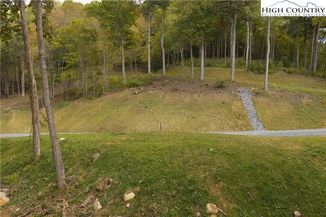 $249,900 | Lot C15 Autumnwood Trace, Elk Park, NC 28622