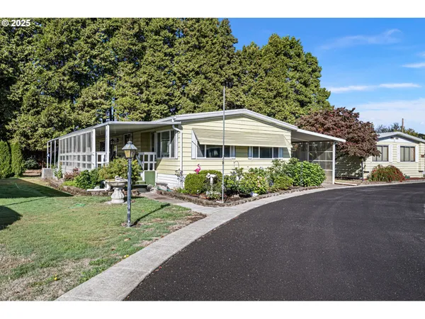$87,500 | 1225 West 10th Avenue, Unit 50, Junction City, OR 97448